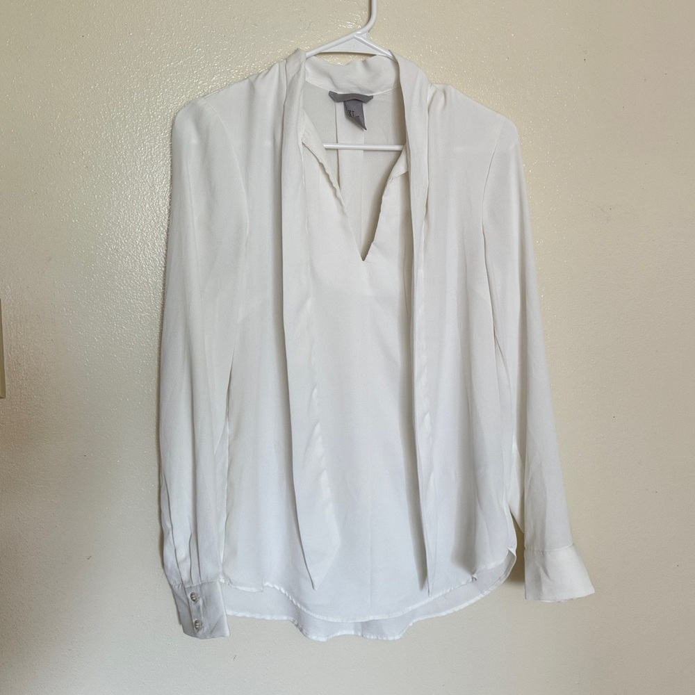 H&M White Satin Business Casual Blouse